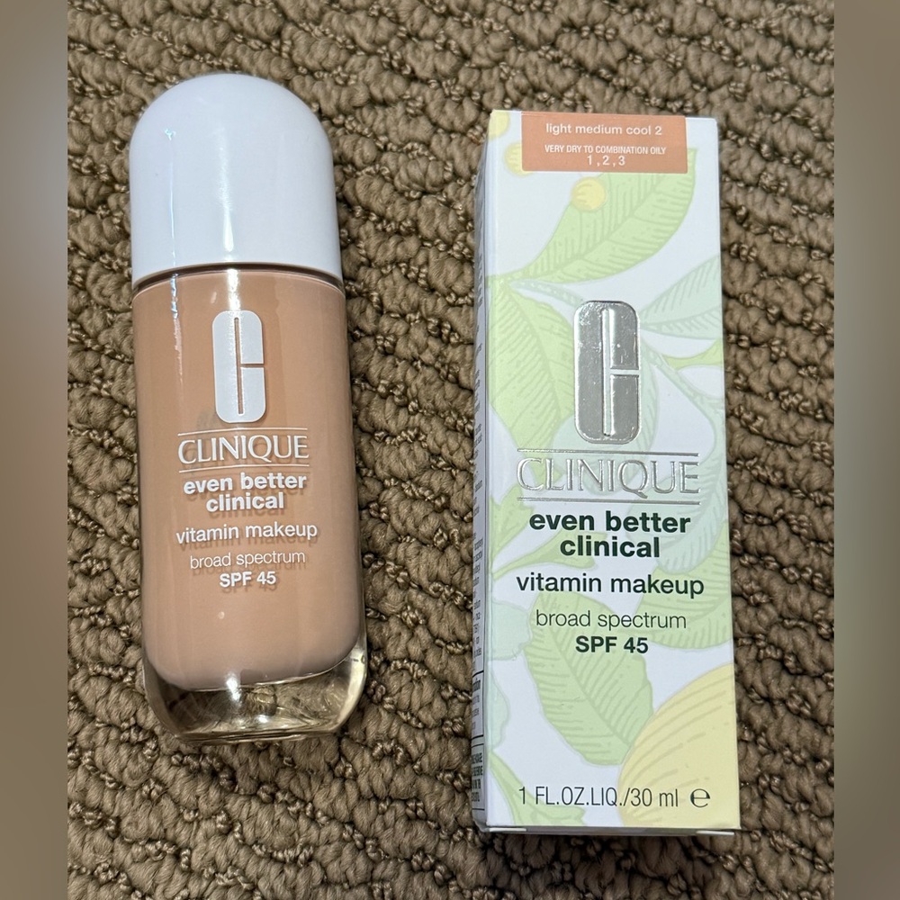 Clinique even better Clinical vitamin make up light medium cool 2